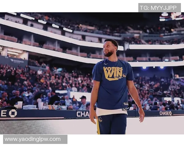 库里受伤，汤普森接棒！勇士进攻绝对依赖汤神的手感